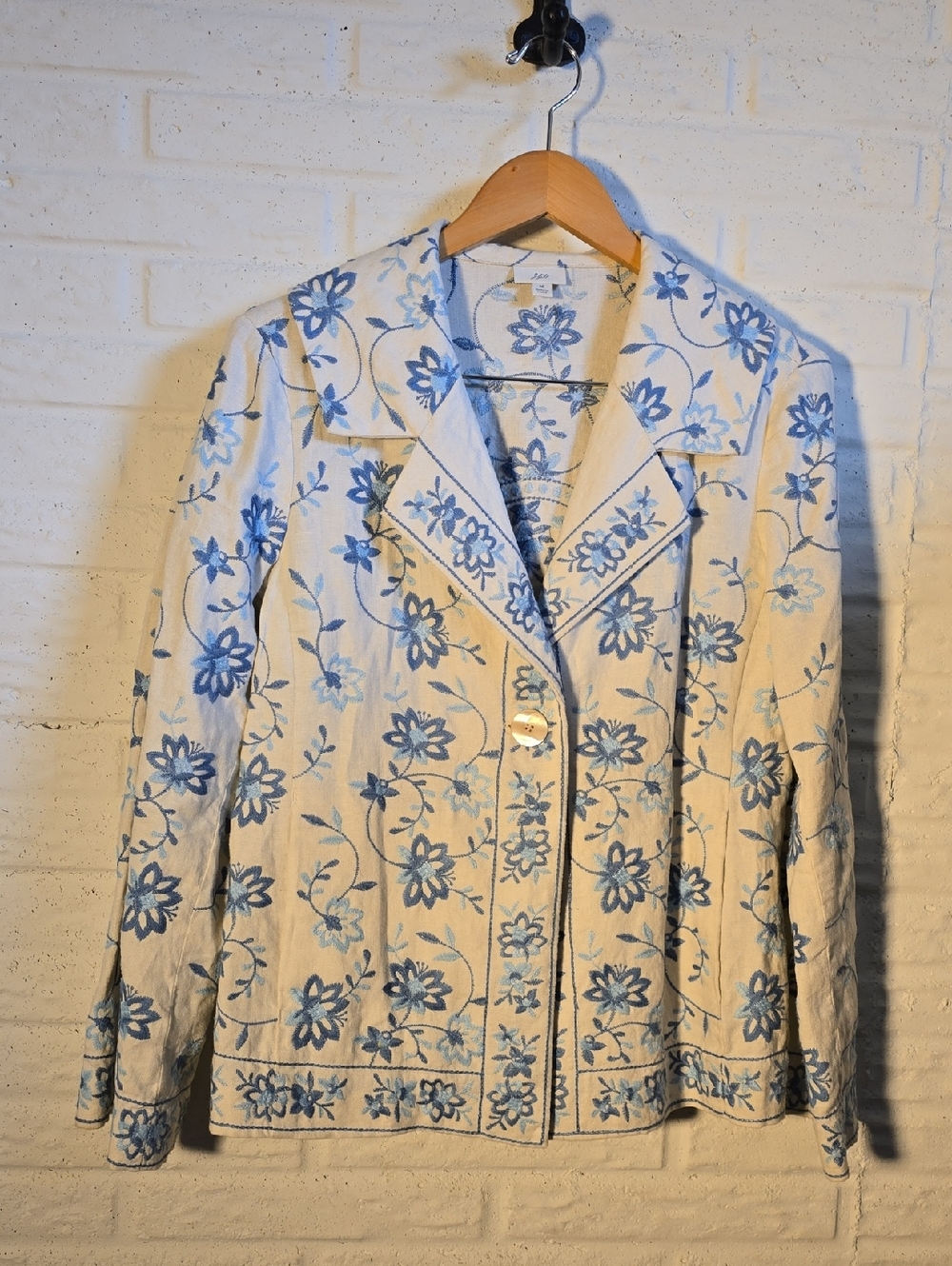 J. Jill Cream Blazer with Blue Floral Embroidery